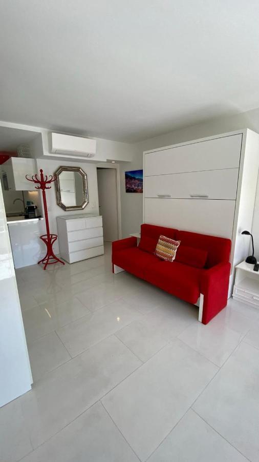 Charming Studio With Pool In Saint Tropez Apartamento Exterior foto