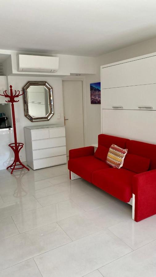 Charming Studio With Pool In Saint Tropez Apartamento Exterior foto